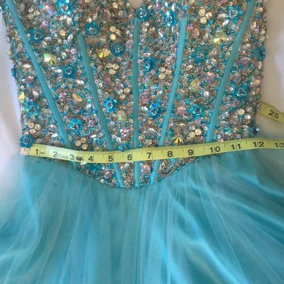 Terani couture 💃🏻PROM DRESS💃🏻SWEET 16💃🏻 - Picture 2 of 8